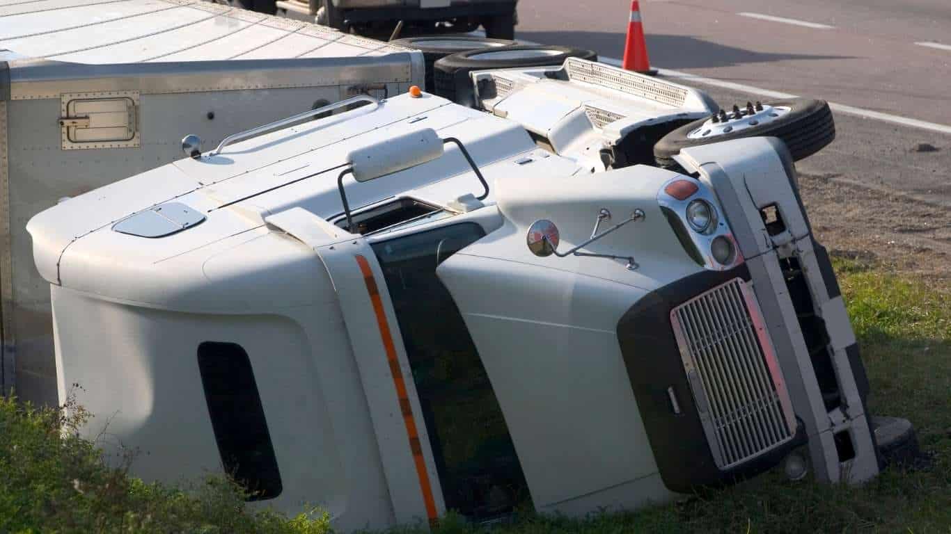 semi truck crash